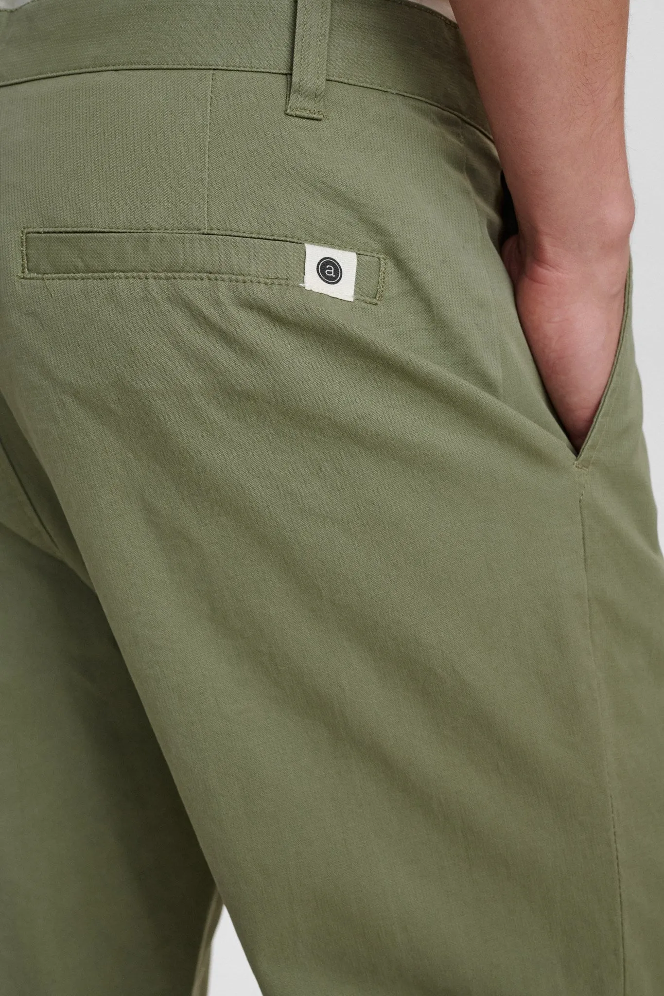 AKJULIUS COTTON PLEAT PANT - Olivine