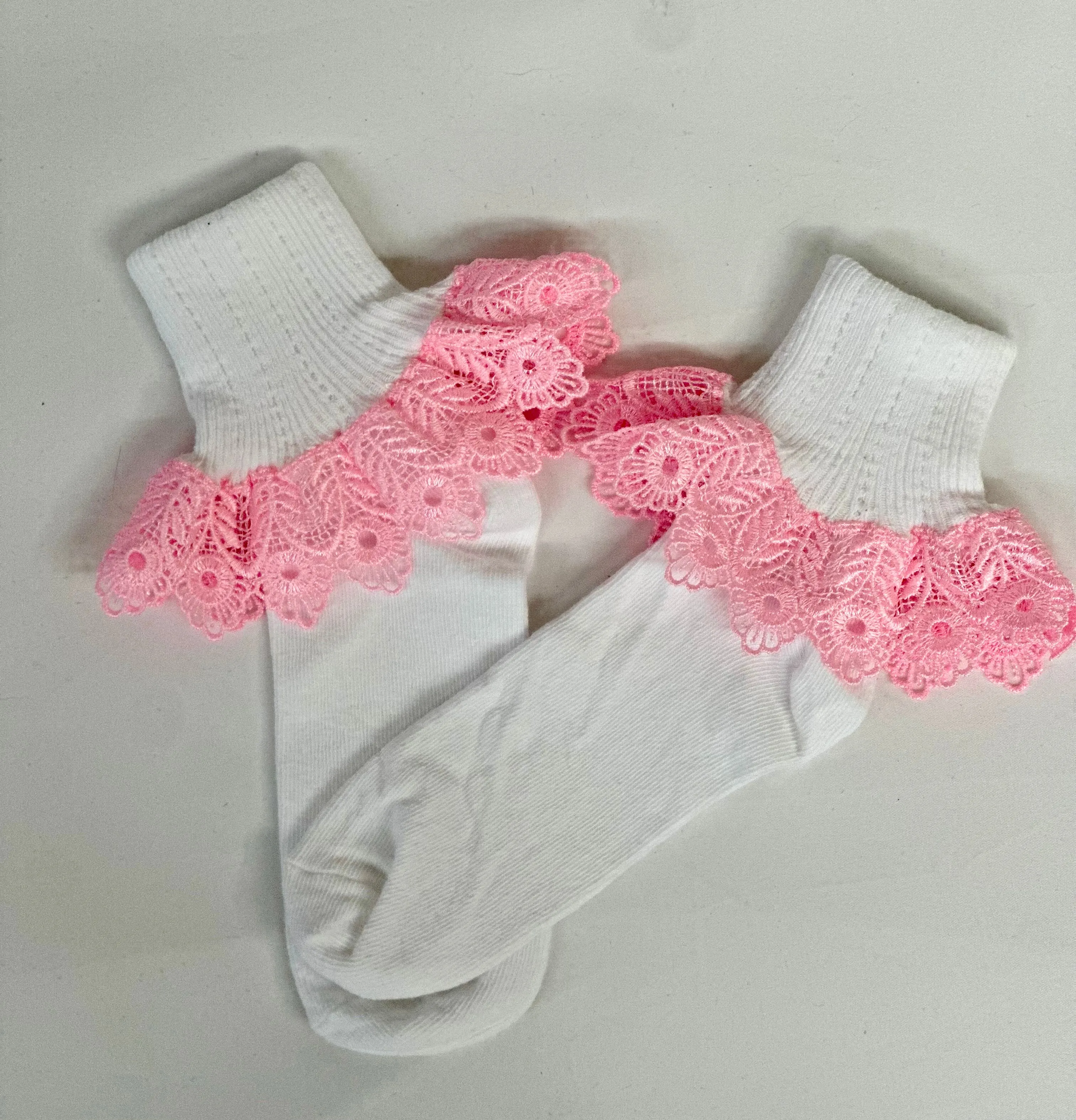 BLOSSOM  lace cuff socks - white pink lace