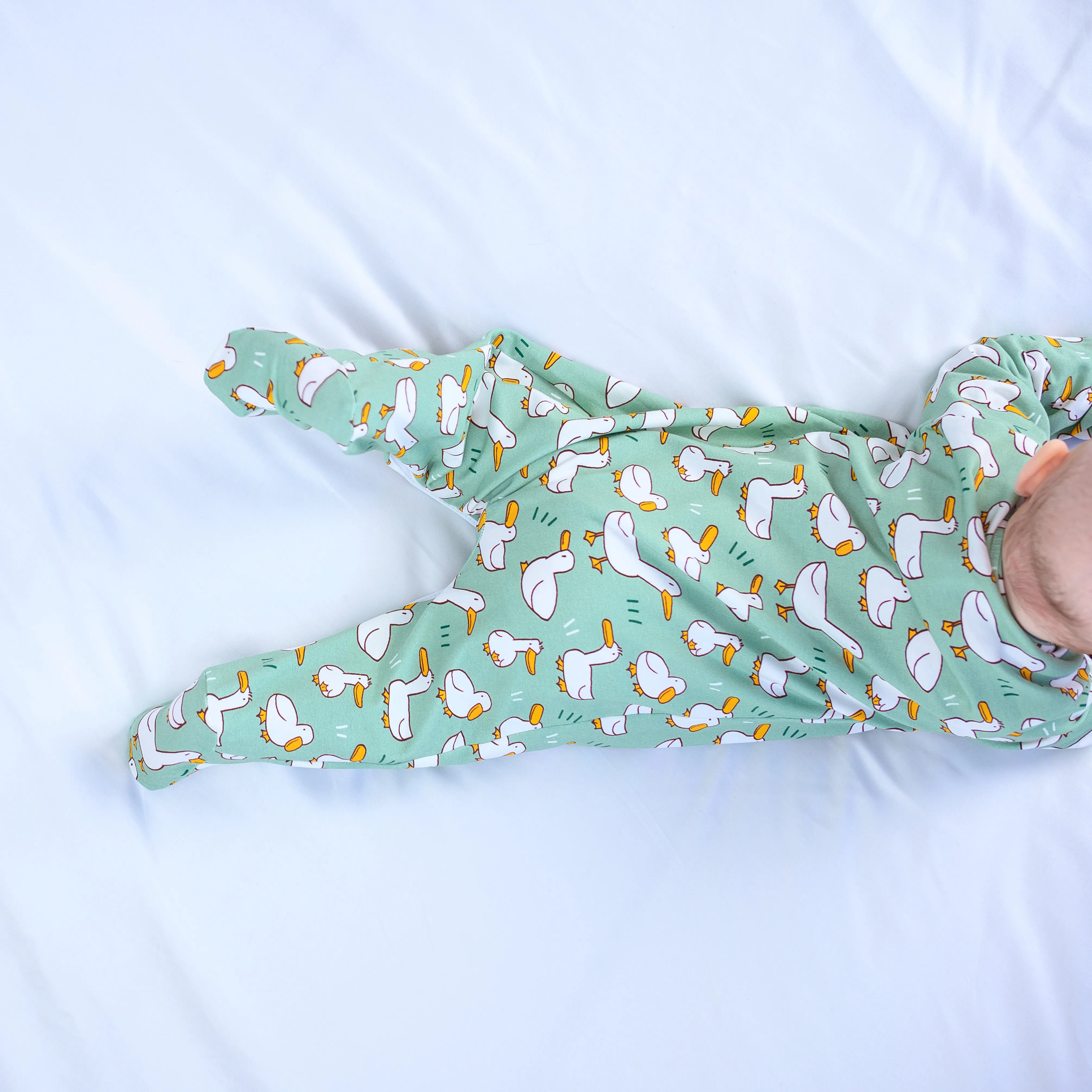 Dancing ducks cotton sleepsuit