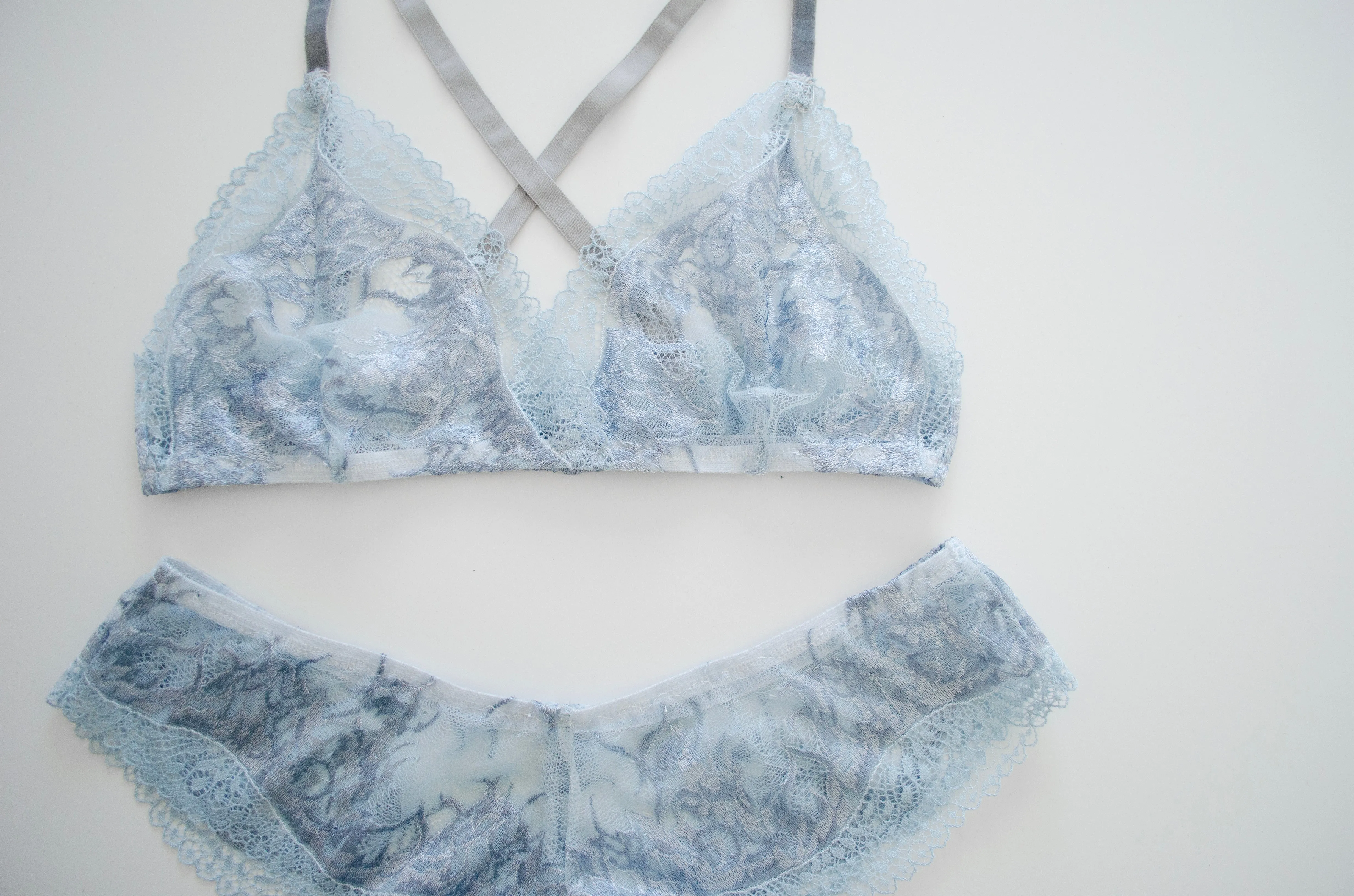 Frost Lace Bra