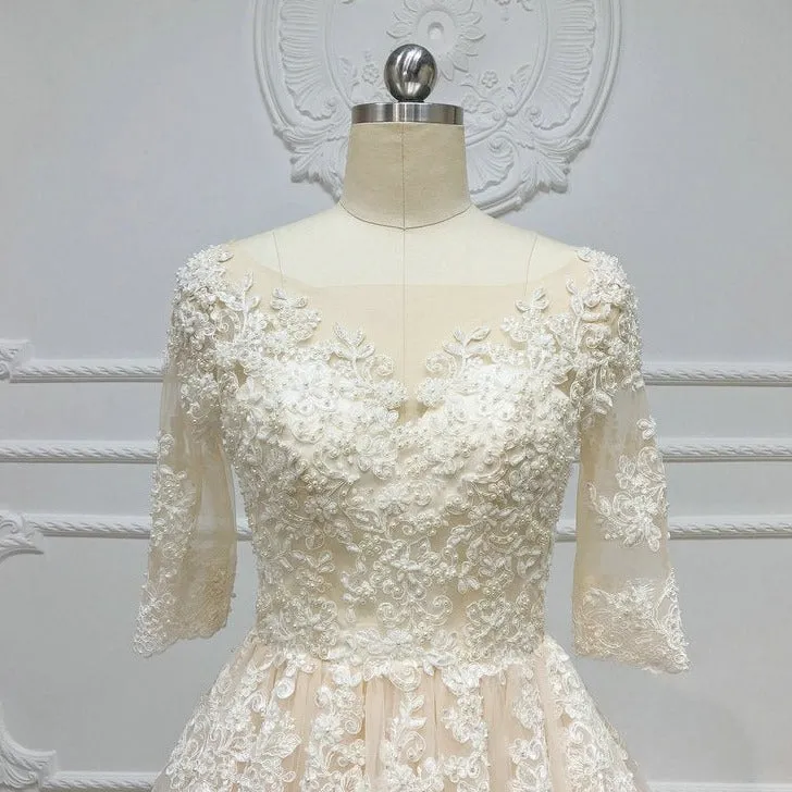 Lace Majesty Wedding Dress