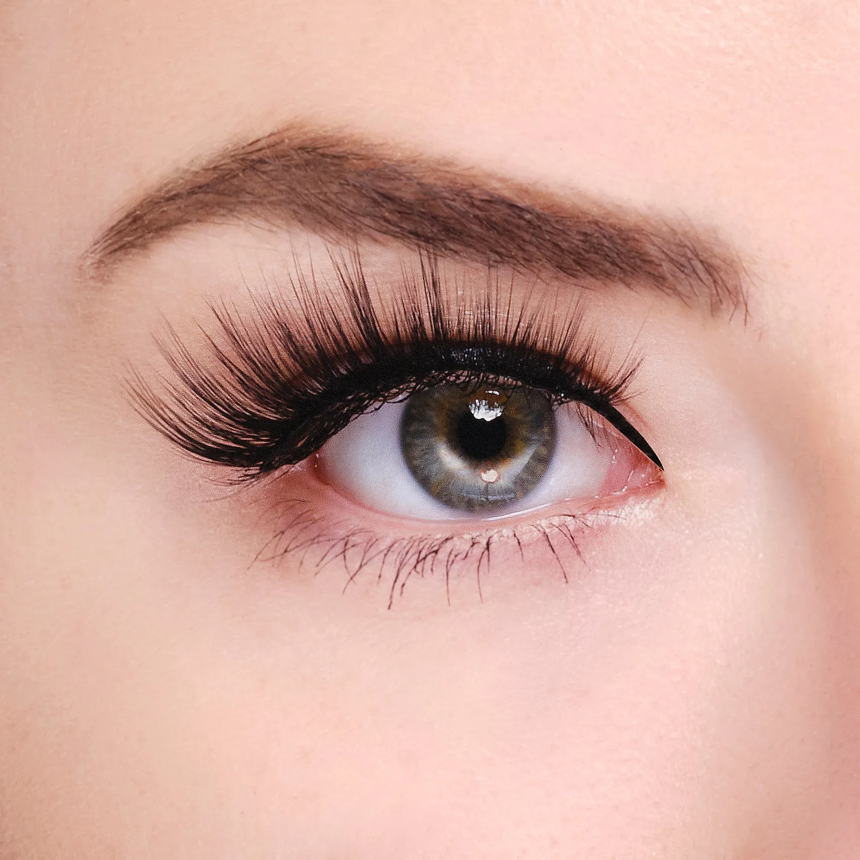 LURELLA Synthetic Eyelashes