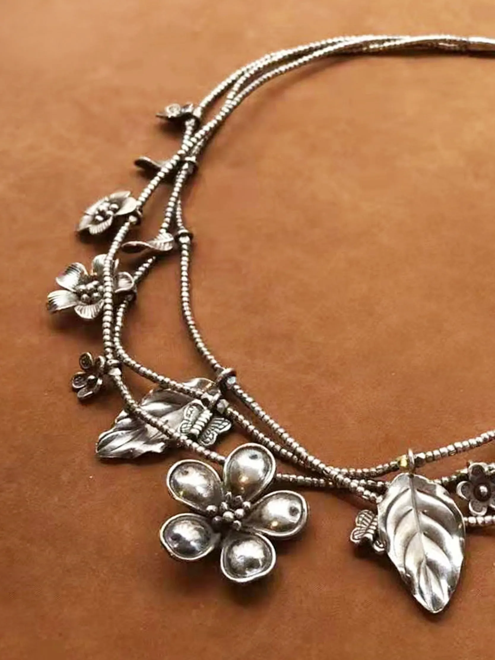 Silver necklace - The Gift of Nature