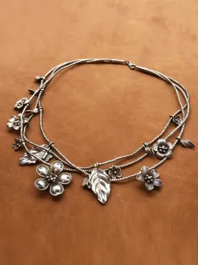 Silver necklace - The Gift of Nature