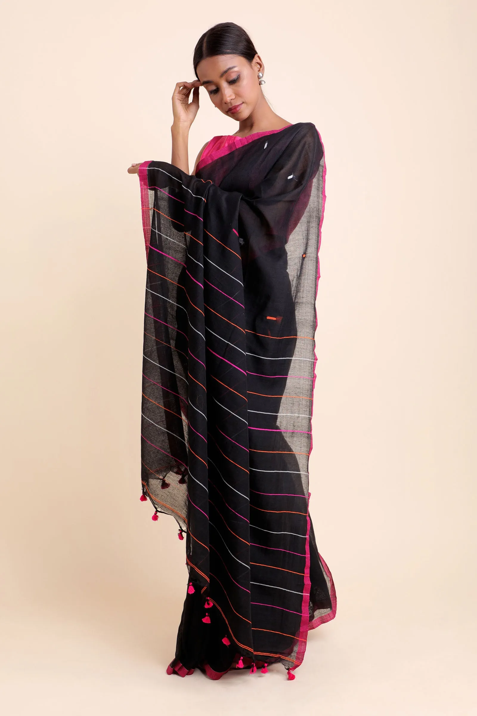 Those Black Eyes Cotton Saree