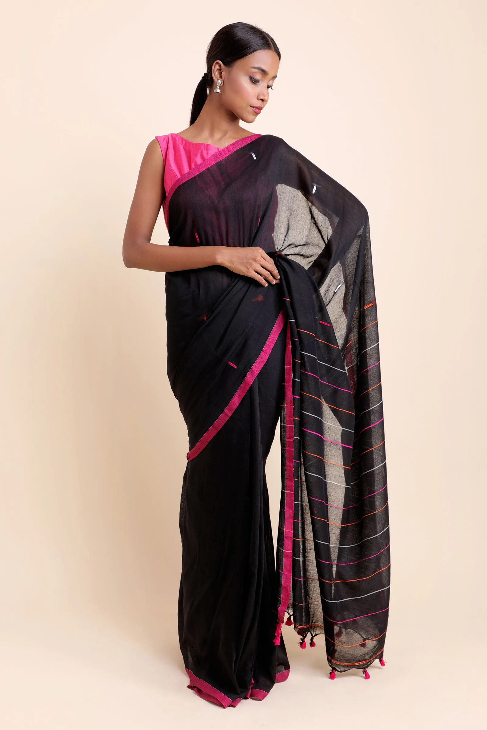 Those Black Eyes Cotton Saree